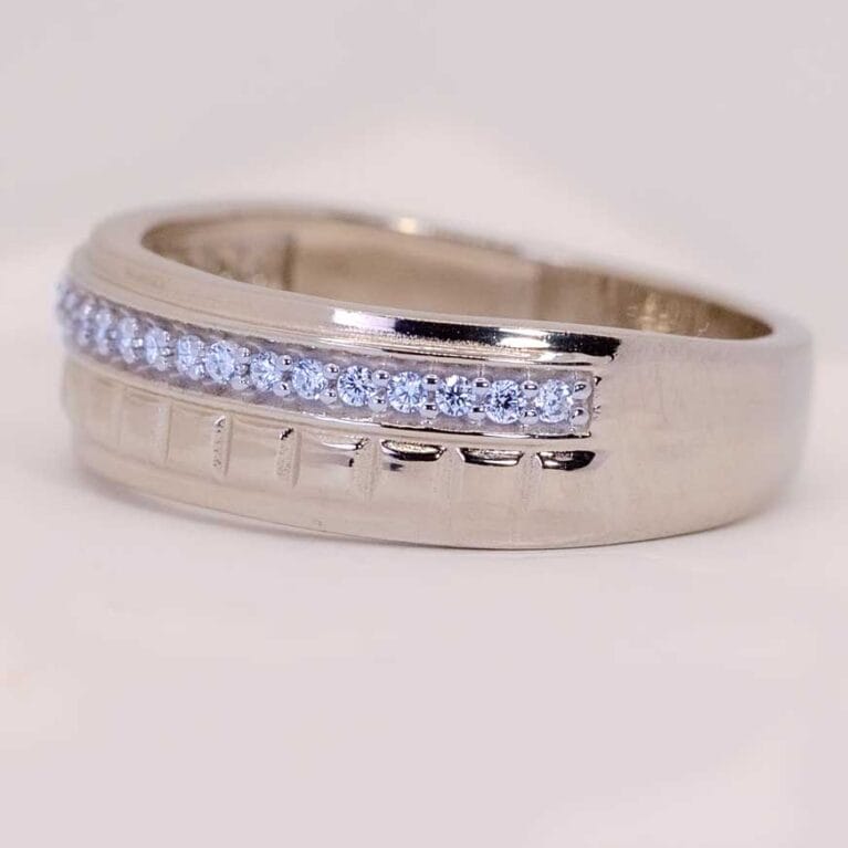 Silver Neo Eternity Men’s Ring