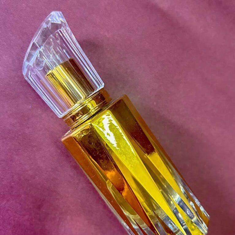 Gentlemen, redefine the essence of refined masculinity with Zeki.