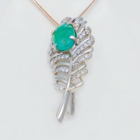 Enchanting Noora Emerald Bird Feather Silver Brooch Pendant